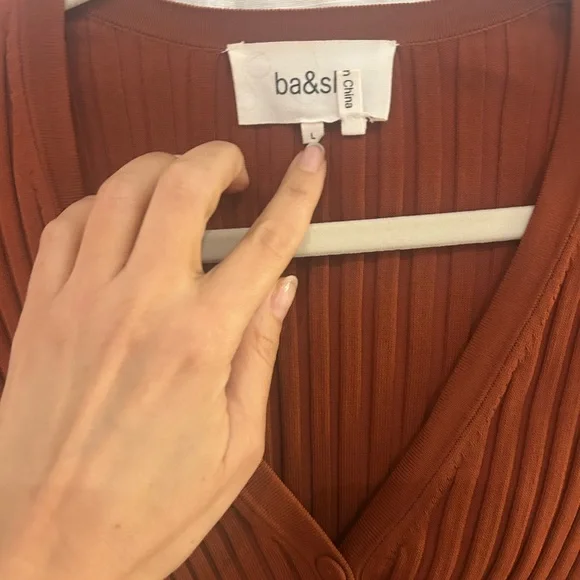 ba&sh Rust Button Down Ribbed Top - Picture 3 of 8